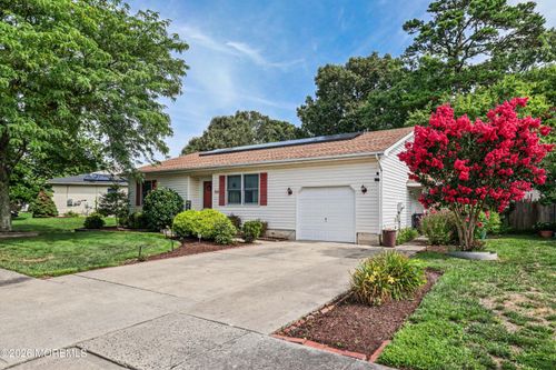 133 W Holly Ln, Little Egg Harbor Twp, NJ, 08087-2059 | Card Image