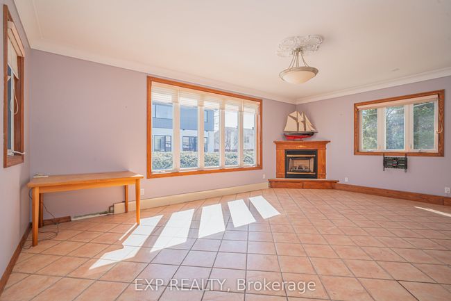 76 Cote Des Neiges Rd, House other with 2 bedrooms, 2 bathrooms and 2 parking in Nepean ON | Image 10