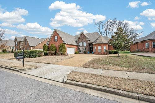 105 Sagamore Trce, Hendersonville, TN, 37075-4597 | Card Image