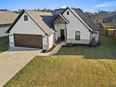 104 Decoy Lane, House other with 3 bedrooms, 2 bathrooms and null parking in Hallsville TX | Image 3