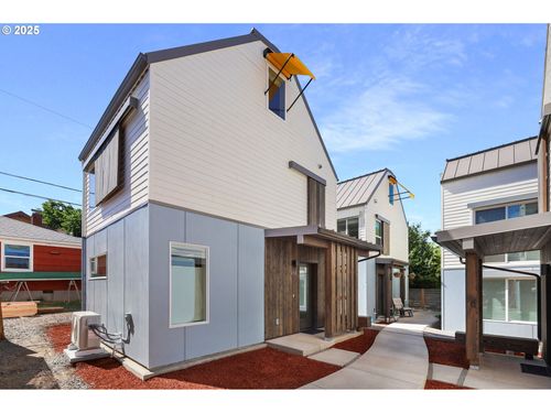 e-45 W 27th Ave, Eugene, OR, 97405-4179 | Card Image