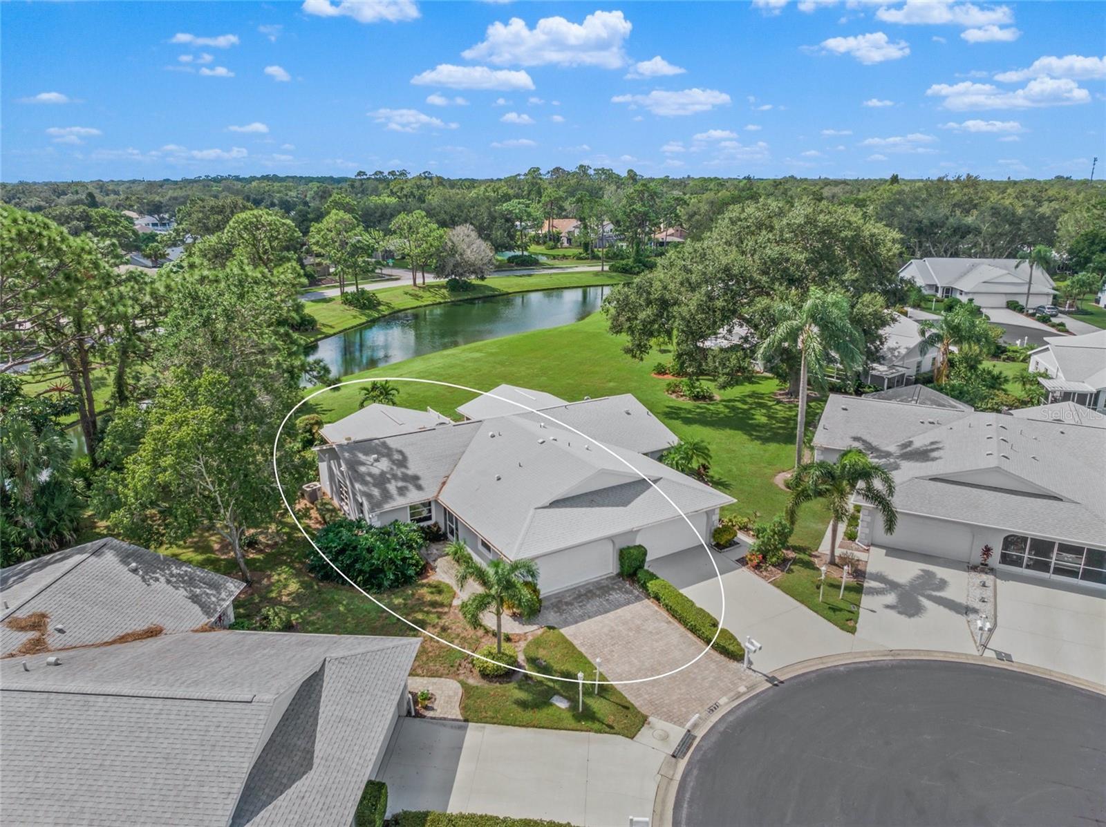 Bonaventure Ct, Sarasota, FL 34243