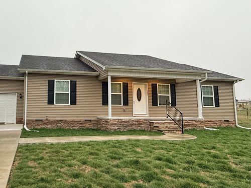 1001 Hurricane Rd, Tullahoma, TN, 37388-6413 | Card Image