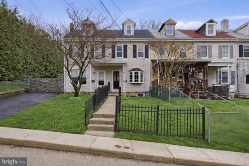 308 Brittmore Ave, CONSHOHOCKEN, PA, 19428-2858 | Card Image