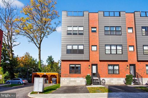 7019 Pipers Glen Way, PHILADELPHIA, PA, 19119-2278 | Card Image