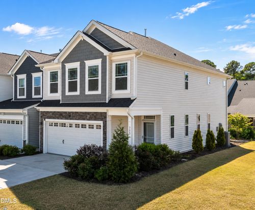 755 Creekway Dr, Fuquay Varina, NC, 27526-2281 | Card Image
