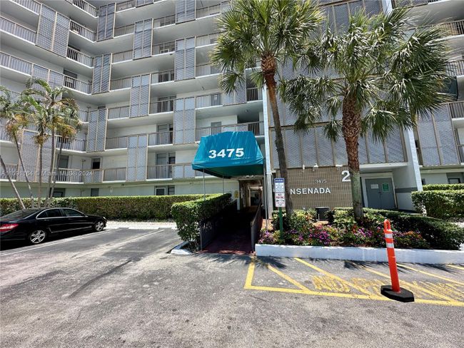 412 - 3475 N Country Club Dr, Condo with 1 bedrooms, 2 bathrooms and null parking in Aventura FL | Image 34