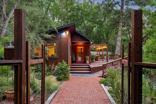 30 Escondida Ln, Lagunitas, CA, 94938-1524 | Card Image
