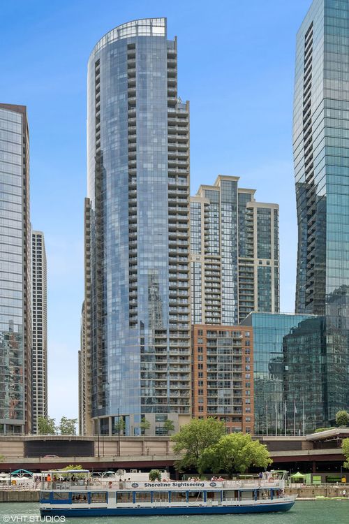 unit-1103-420 Waterside Dr, Chicago, IL, 60601-8005 | Card Image
