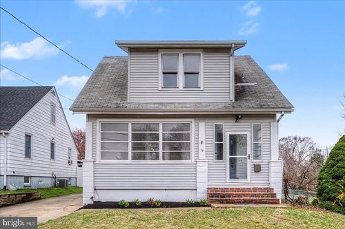 13 N Clifton Ave, WILMINGTON, DE, 19805-2283 | Card Image