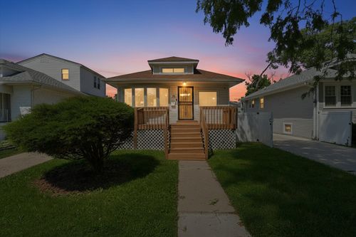 1426 S 18th Avenue, Maywood, IL, 60153 | Card Image