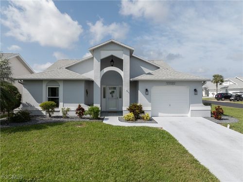 17808 Dracena Cir, NORTH FORT MYERS, FL, 33917-2054 | Card Image