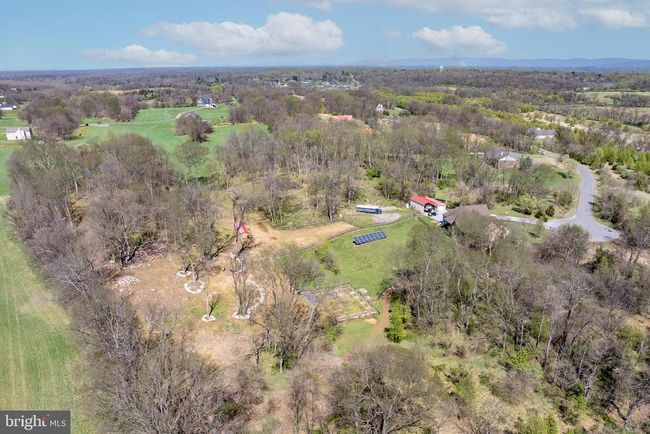 1058 Marsh Hawk Way, House other with 4 bedrooms, 4 bathrooms and null parking in Shepherdstown WV | Image 89