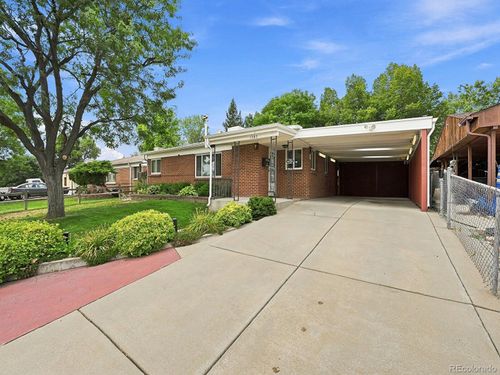 1385 S Shoshone St, Denver, CO, 80223-3333 | Card Image