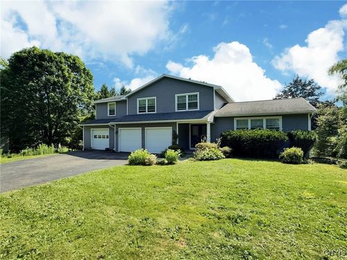 4012 Collegeview Dr, Cortland, NY, 13045-1501 | Card Image