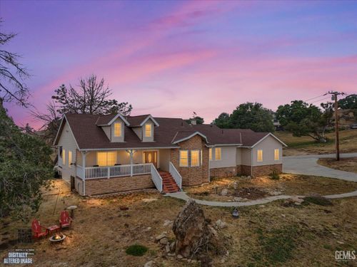 19351 Quail Dr, Tehachapi, CA, 93561-5161 | Card Image