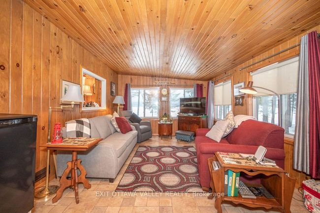 51 Myrlin Way, House other with 2 bedrooms, 1 bathrooms and 8 parking in Deep River ON | Image 12
