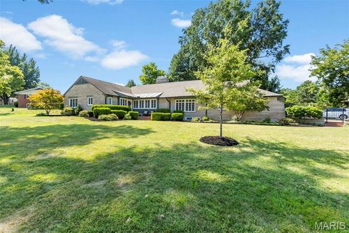 2416 Terrie Hill Rd, Cape Girardeau, MO, 63701-4425 | Card Image