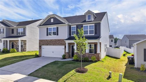 3208 Highlander Pt, Greensboro, NC, 27405-8321 | Card Image