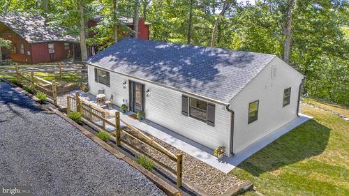 440 Redbud Ln, BLUEMONT, VA, 20135-4404 | Card Image