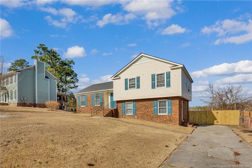 382 Saddle Ridge Rd, Fayetteville, NC, 28311-1241 | Card Image