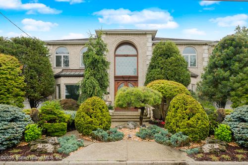 36 Adlers Ln, Staten Island, NY, 10307-1974 | Card Image