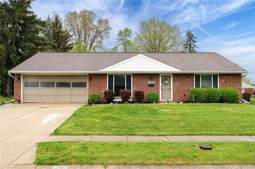 525 Unger Ave, Englewood, OH, 45322-2029 | Card Image