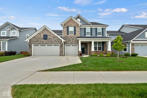 5325 Veranda Drive, Noblesville, IN, 46062 | Card Image