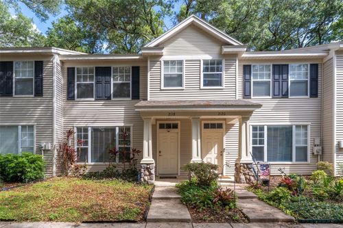 2118 Golden Oak Ln, VALRICO, FL, 33594 | Card Image