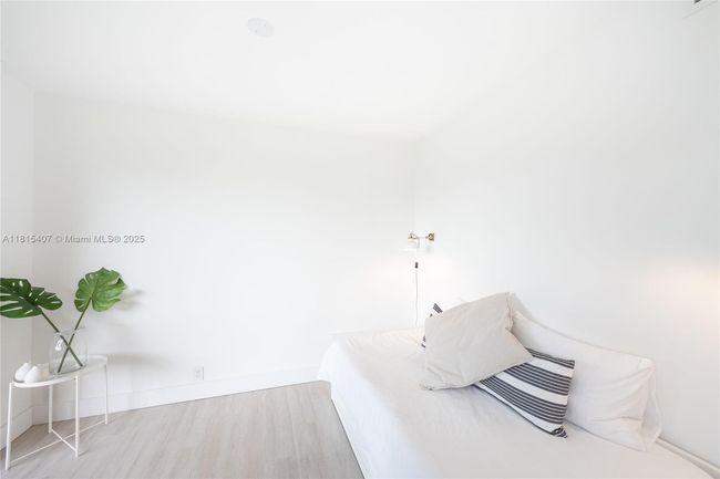 APT-306 - 181 Crandon Blvd, Condo with 3 bedrooms, 2 bathrooms and null parking in Key Biscayne FL | Image 21