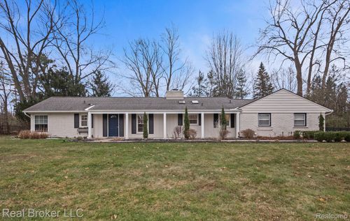 1909 Marie Cir, Bloomfield Hills, MI, 48302-0750 | Card Image
