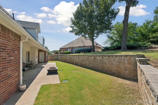 Covered patio | Image 48