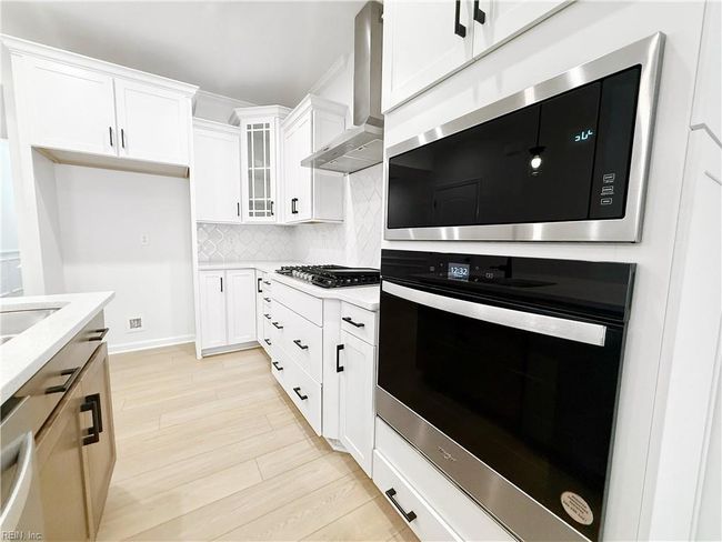 1541 Waltham Ln, House other with 4 bedrooms, 3 bathrooms and null parking in Newport News VA | Image 4