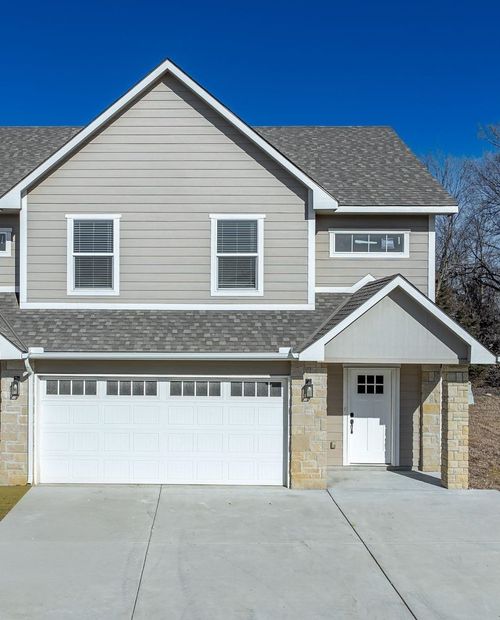 331 N 127th St E Bldg 8/108, Wichita, KS, 67206 | Card Image