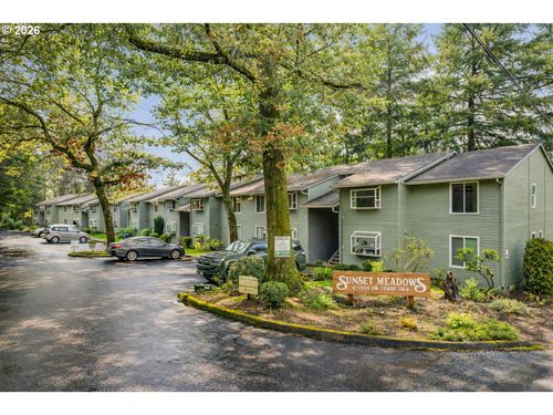 2-11990 Sw Corby Dr, Portland, OR, 97225 | Card Image