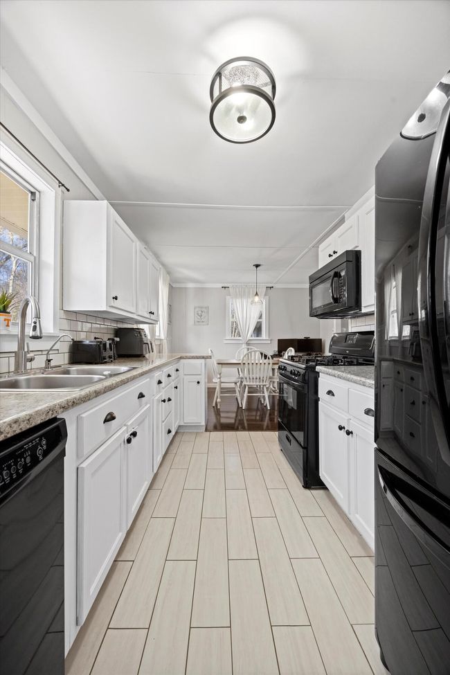838 Osburn Rd, House other with 3 bedrooms, 2 bathrooms and 2 parking in Chickamauga GA | Image 12