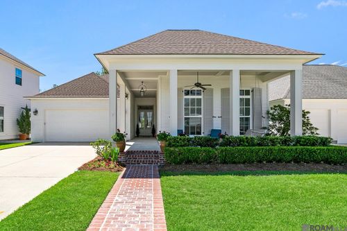 2044 Sugar Cane Ln, Baton Rouge, LA, 70810-7864 | Card Image