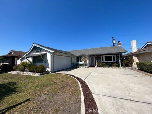 16211 Fantasia Ln, Huntington Beach, CA, 92649 | Card Image