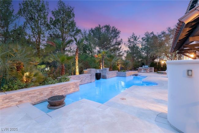 19 Quintessa Cir, House other with 4 bedrooms, 5 bathrooms and null parking in Las Vegas NV | Image 90