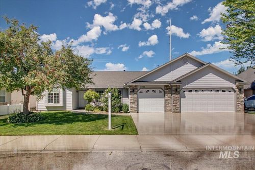 4506 W Niemann St, Meridian, ID, 83646-2791 | Card Image