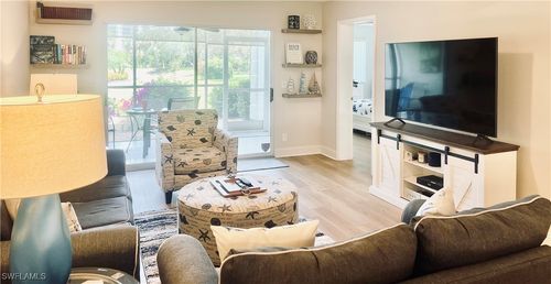 apt-107-340 Horse Creek Dr, NAPLES, FL, 34110-6037 | Card Image