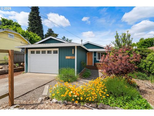 2715 Se 77th Ave, Portland, OR, 97206 | Card Image