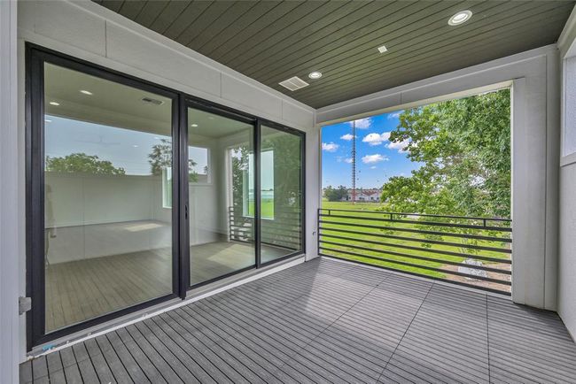 B - 2808 Cary St, House other with 3 bedrooms, 4 bathrooms and null parking in Houston TX | Image 36