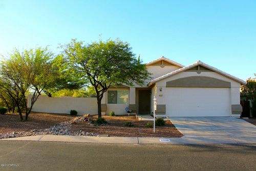 2096 W Double Eagle Dr, Tucson, AZ, 85737-8757 | Card Image