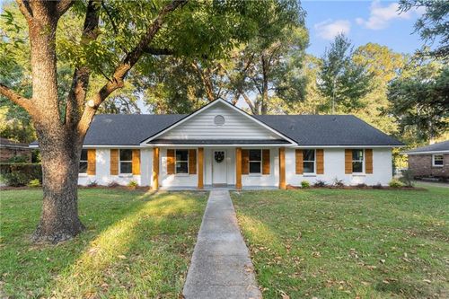 1330 Lucerne Dr, Mobile, AL, 36608-4119 | Card Image
