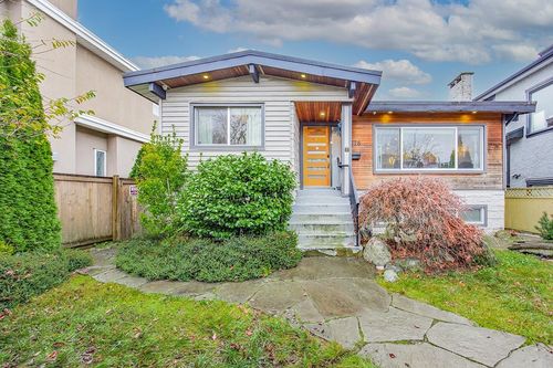 778 E 52nd Ave, Vancouver, BC, V5X1H2 | Card Image