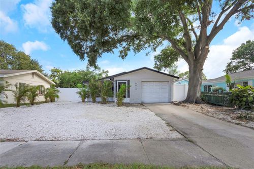 5413 15th Ave S, GULFPORT, FL, 33707-3559 | Card Image