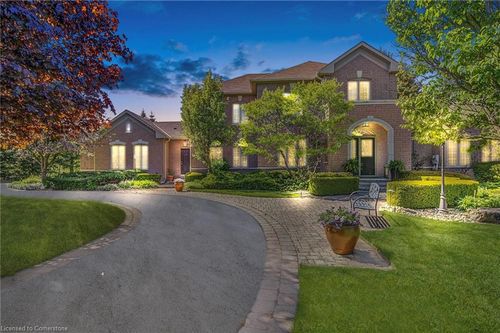 11 Bridlewood Blvd, Limehouse, ON, L0P1H0 | Card Image