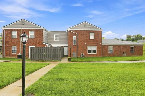 5569 Hummock Rd, Dayton, OH, 45426-1403 | Card Image