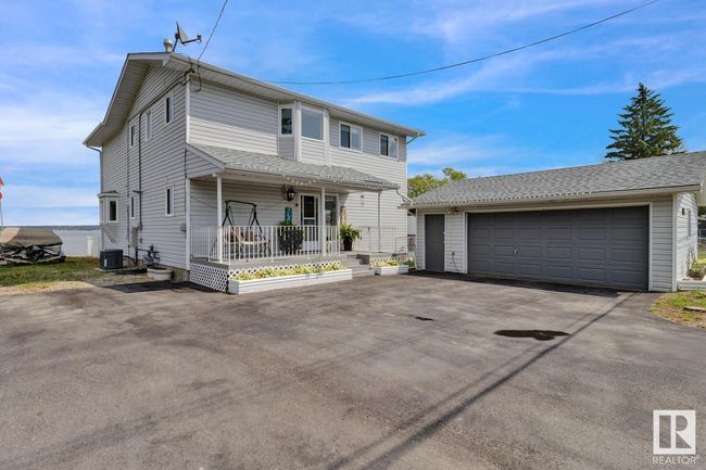 6510 50 Ave, House other with 4 bedrooms, 3 bathrooms and null parking in Alberta Beach AB | Image 52